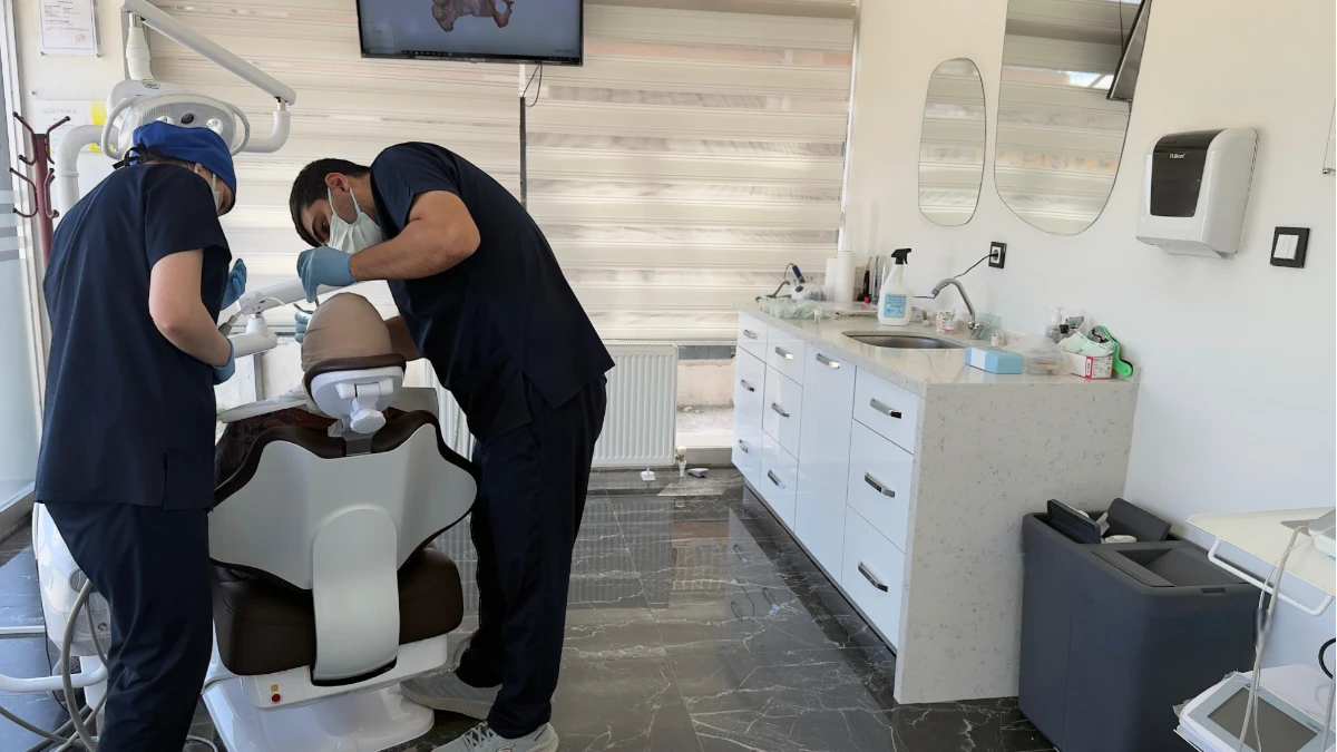 Scaling and root planing gum disease treatment Turkey